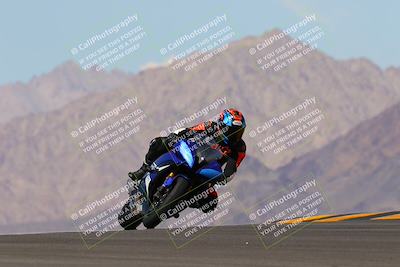 media/Oct-08-2022-SoCal Trackdays (Sat) [[1fc3beec89]]/Turn 9 (1pm)/